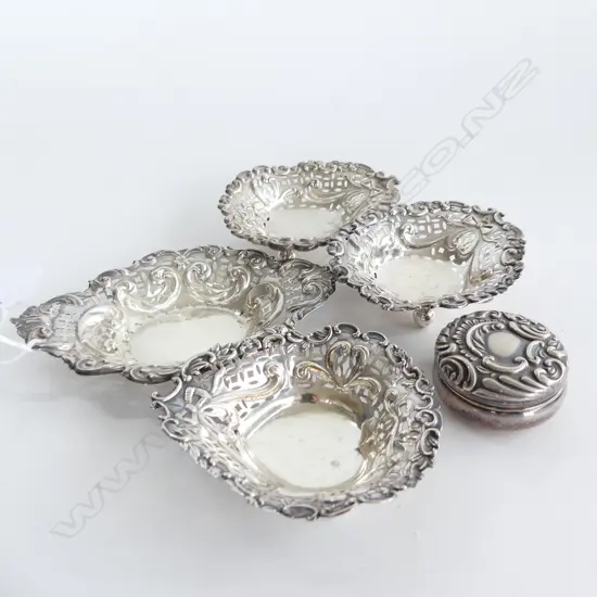 4 PIERCED STG SILVER DISHES + SMALL LIDDED CONTAINER 45mm dia 100 GRAMS