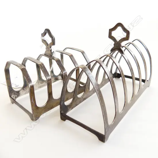 2 STG SILVER TOAST RACKS; SHEFFIELD 1932, 1935  126 GRAMS