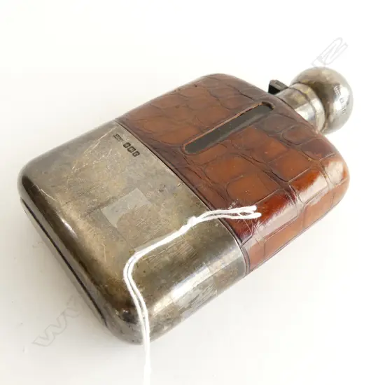 STG SILVER HIP FLASK w. CROCODILE LEATHER TRIM SHEFFIELD 1923 H.150mm