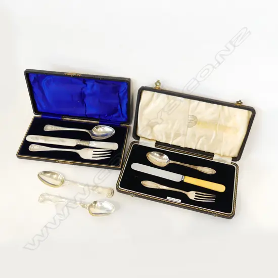 2 SETS OF CASED CUTLERY (FORK, KNIFE & SPOON) 1 STG + PR STG KINGS PATTERN TEA SPOONS 