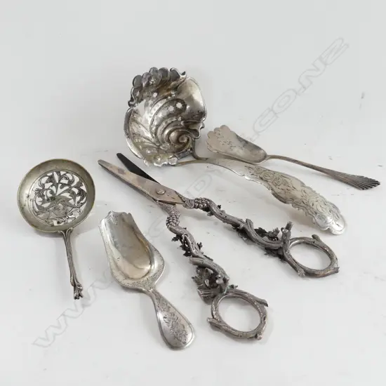 5 DUTCH SILVER PCS CADDY SPOON GRAPE SCISSORS & 3 SPOONS