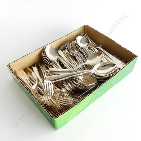 LG WALKER & HALL SILVER PLATE CUTLERY SERVICE...