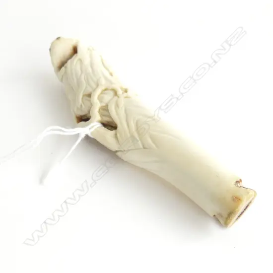 19THC ORIENTAL CARVED BONE WALKING STICK/ PARASOL HANDLE toad & snake L.120mm