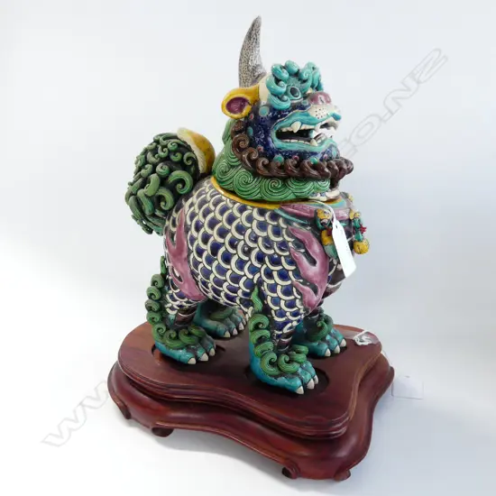 CHINESE HAND PAINTED LIDDED FOO DOG ON STAND H 290 MM