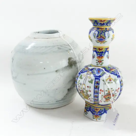 CHINESE STYLE B/W VASE H190& B/W CHINESE GINGER JAR NO LID H160MM