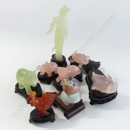 6 ASST. ORIENTAL CARVED STONE PCES; CARNELIAN ROOSTER, ROSE QUARTZ ANIMALS ETC