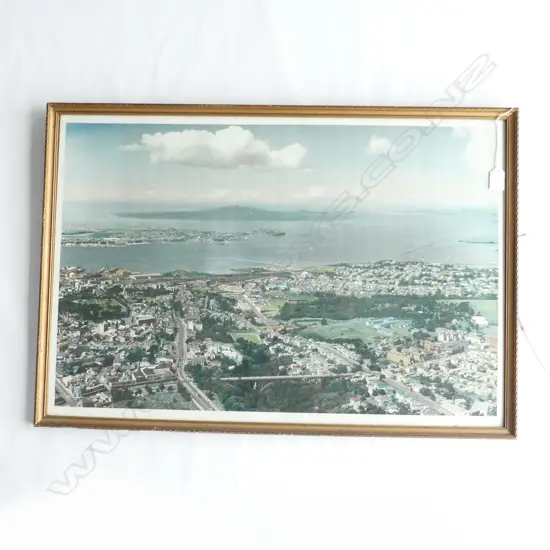 LG WHITES AVIATION PHOTO SYMONDS ST,  GRAFTON BRIDGE IN FOREGROUND 465 x 710mm