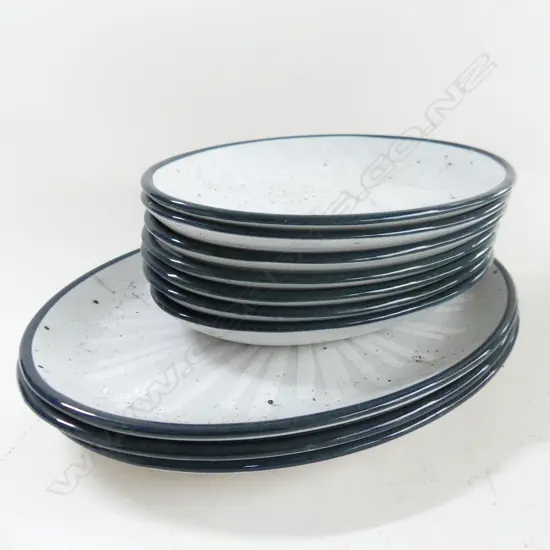 3 LARGE 280MM & 7 SMALLER 230MM C/LYNN 1970 EXPO OVOID DISHES