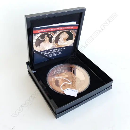 LG COPPER 1797 CARTWHEEL PENNY REPLICA 600 GRAMS 125mm dia, BOXED