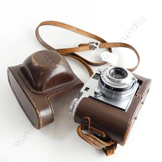 VINTAGE LEATHER CASED ACON 35 MODEL11 CAMERA