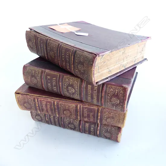 4 VINTAGE ENCYCLOPAEDIA BRITANNICA BOOKS