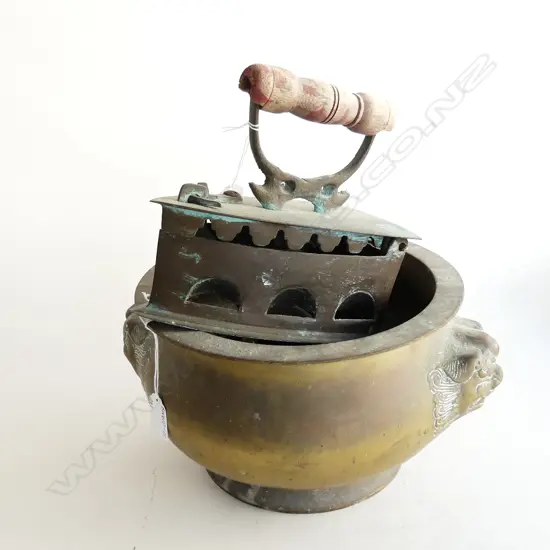 2 BRASS JARDINIERES  WITH LIONS HEADS (DIA 310 & 150MM) + OLD BRASS IRON