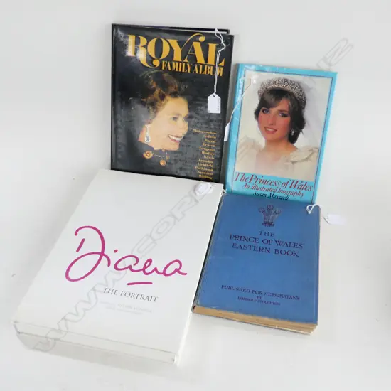 4 REF BOOKS ROYAL FAMILY LARGEST L350 W260MM