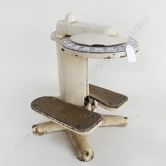 SET OF VINTAGE CAST IRON & ENAMAL BATHROOM SCAL;ES  H340MM