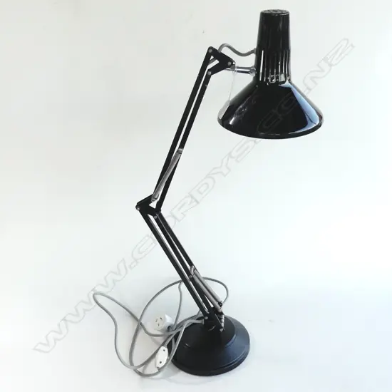 VINTAGE BLACK SUPERLUX ANGLEPOISE