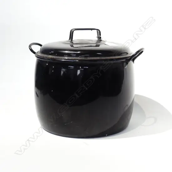JUDGEWARE BLACK ENAMEL LIDDED POT 255mm dia