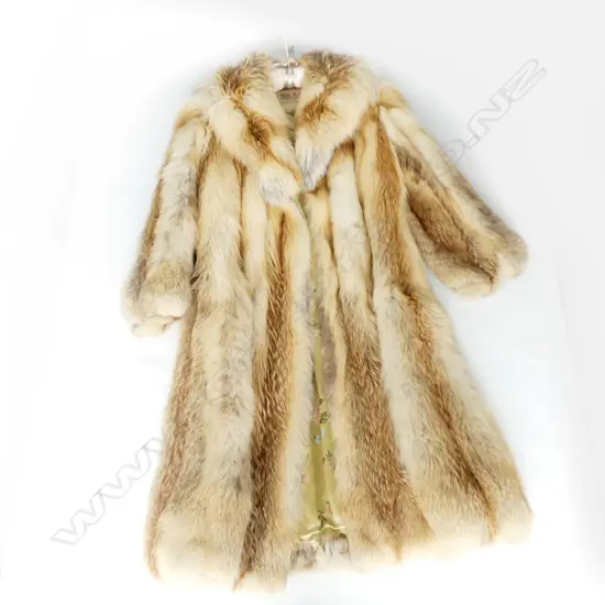 CHINESE FOX FUR COAT