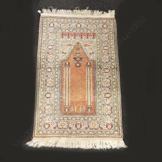 HAND KNOTTED TURKISH PRAYER RUG 1470 X 880 MM