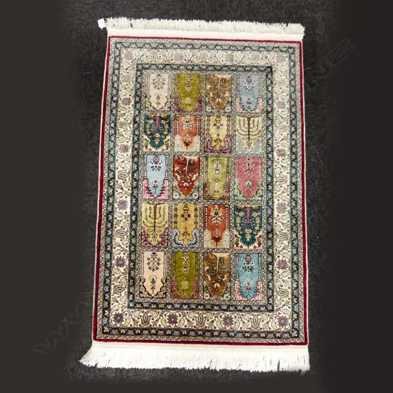 HAND KNOTTED  TURKISH SILK RUG 1200 X 770 MM