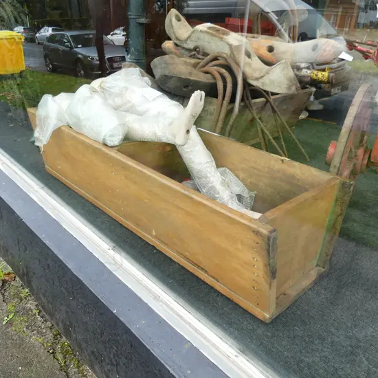 LONG COLONIAL KAURI LAUNDRY TROUGH L.1530mm