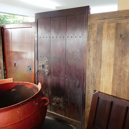 OLD JAPANESE KURA DOOR KEYAKI WOOD MEIJI PERIOD 1950 x 1080mm decorative metal fittings