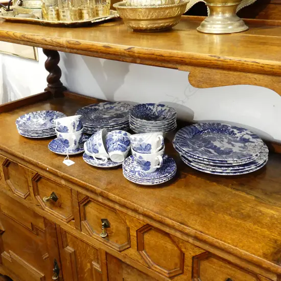 30 PCE JOHNSON BROS B/W  “COTSWOLD” DINNER SERVICE