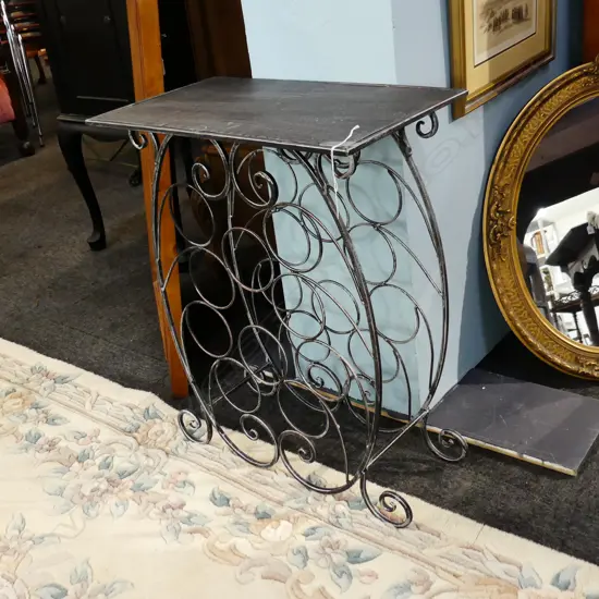 METAL WINE HOLDER SIDE TABLE 520x300x640mm