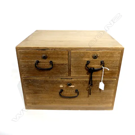 JAPANESE VINTAGE BEDSIDE / COLLECTORS CHEST 3 drawers w kwy unpolished finish 440 x 360 x 325mm.