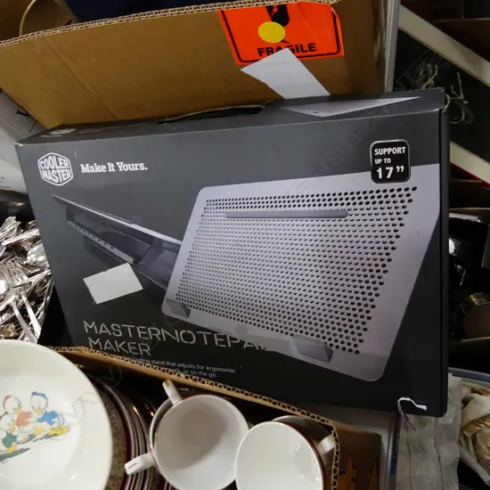 LAPTOP COOLING STAND; COOLER MASTER MASTERNOTEPAL MAKER