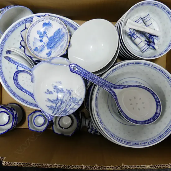 BOX ASST ORIENTAL BLUE & WHITE CHINA