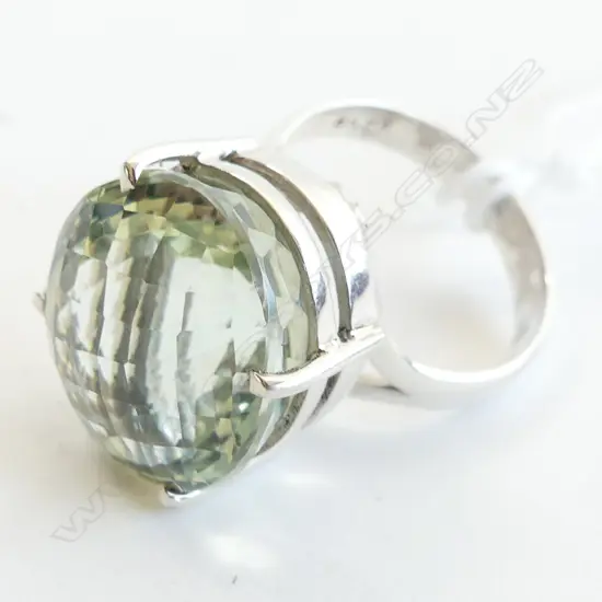 LG GREEN AMETHYST & 925 SILVER RING SIZE P **RTV**