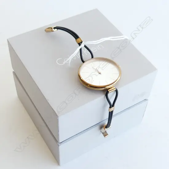 CALVIN KLEIN LADIES GOLD PLATE DRESS WRISTWATCH BOXED