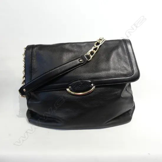 OROTON QUALITY BLACK LEATHER SHOULDER BAG WITH GOLD CHAIN DETAIL STRAP & (DUST BAG)