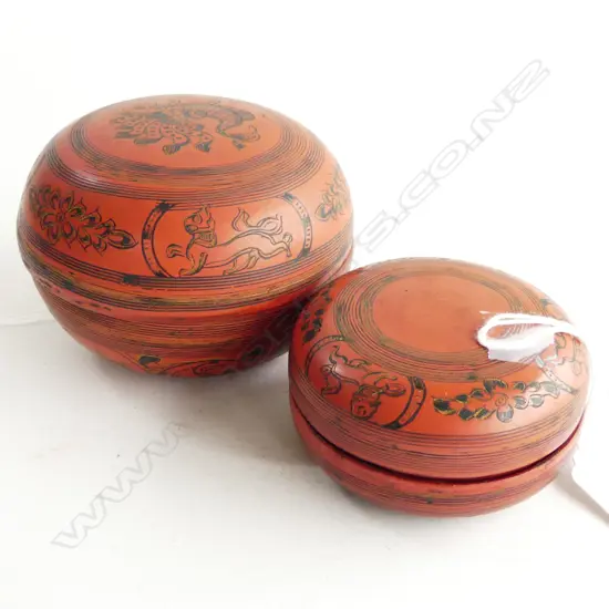 2 VINTAGE BURMESE LAC WORK LIDDED BOXES LARGEST W110 H75MM