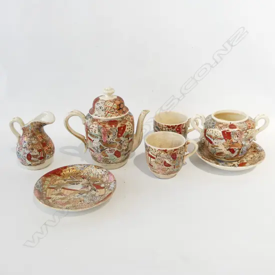 7 PCE SATSUMA TEA SET; TEAPOT, JUG, SUGAR, 2x C/S 