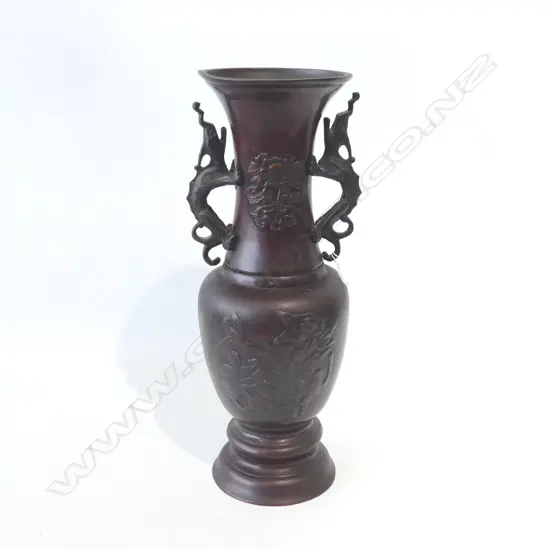 METAL ORIENTAL VASE H.330mm