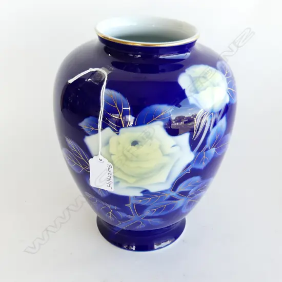 JAPANESE PORCLAIN VASE BLUE WITH YELLOW ROSES H260MM