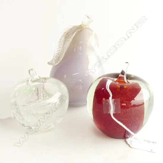 3 HAND BLOWEN GLASS FRUIT PAPERWIEGHTS 130MM TALLEST