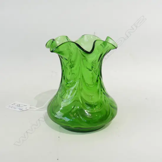 ANTIQUE GREEN GLASS VASE H.110mm