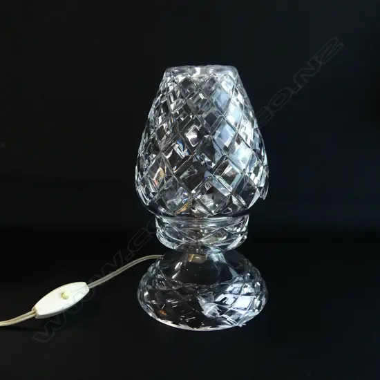 CUT CRYSTAL TABLE LAMP  H230 W120MM