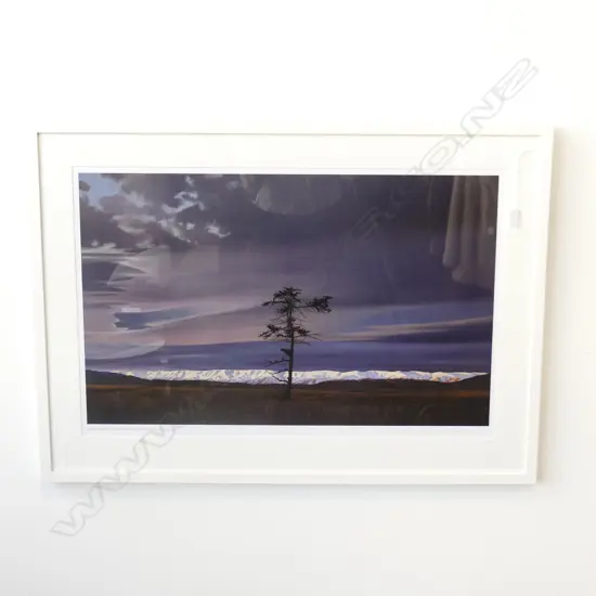 GRAHAME SYDNEY SIGNED FRAMED PRINT 'LAST MAN STANDING'  500 X 765MM