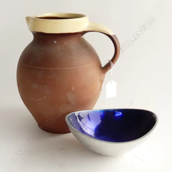 FRENCH COUNTRY JUG 220MM & PEWTER DISH L150MM