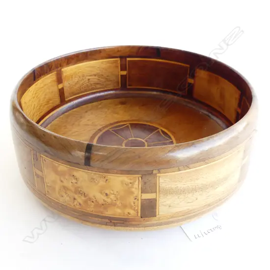 NZ NATIVE WOODS FRUITBOWL W220 H95MM