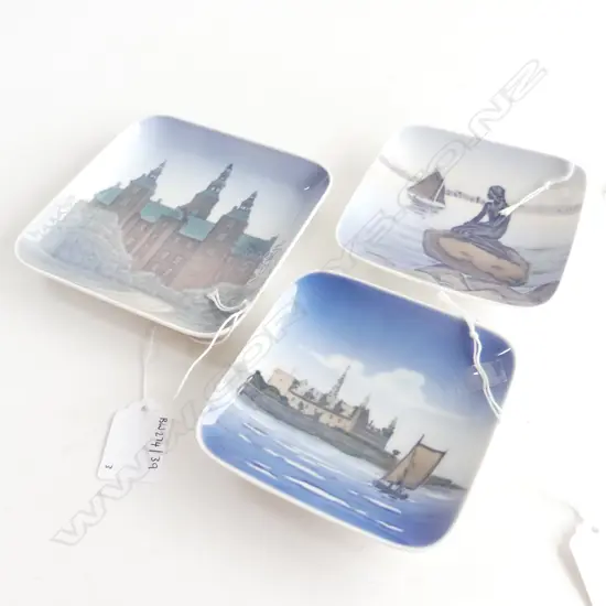 3 COPENHAGEN SQUARE DISHES LARGEST W150 & 2 100MM