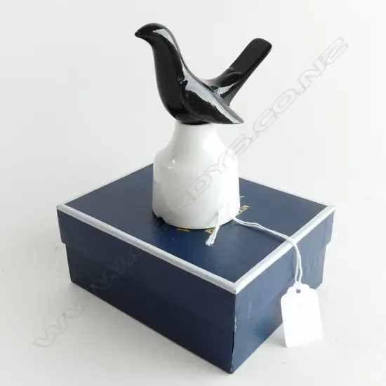 BOXED R/WORCESTER BLACKBIRD PIE  FUNNEL H115MM