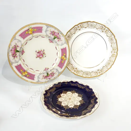 3 ASSORT WALL PLATES ( ROYAL DAULTON WORCESTER & 1 OTHER