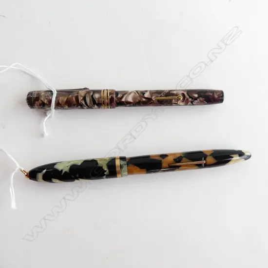 TWO VINTAGE FOUNTAIN PENS CONWAY STEWART  14CT GOLD NIB AND SHEAFFERS USA