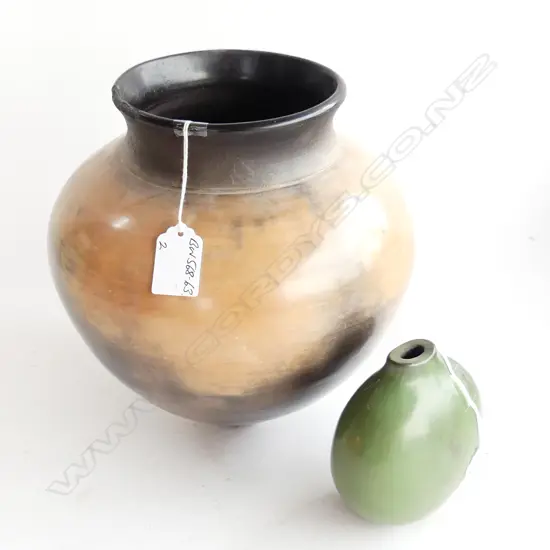 2 ROBYN STEWART BURNISHED POTTERY VASES the larger with rim faults H.230mm