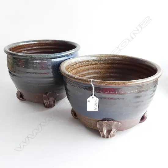 PR AUCKLAND POTTERY SALT GLAZE PLANTERS Dia.260mm