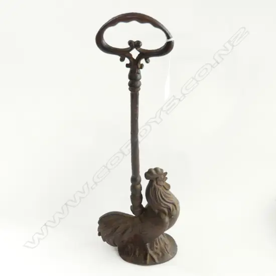 GEO CASR IRON ROOSTER HANDLED DOORSTOP H520MM
